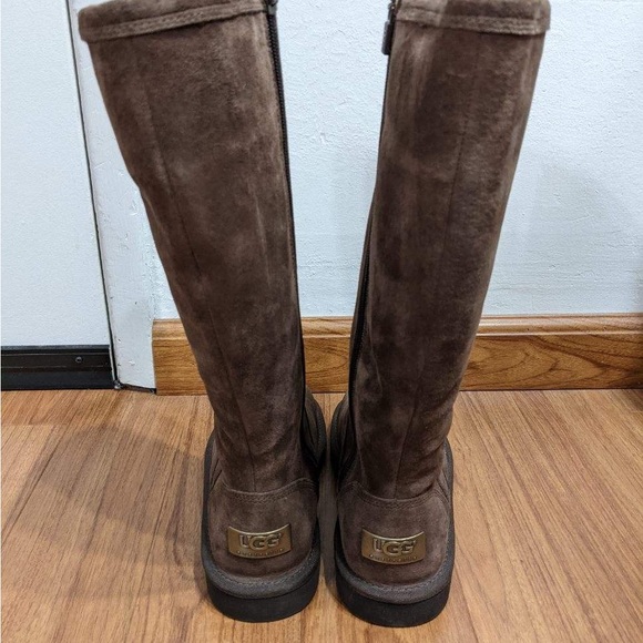 UGG Brown Boots With Zipper Brand New - Picture 7 of 10